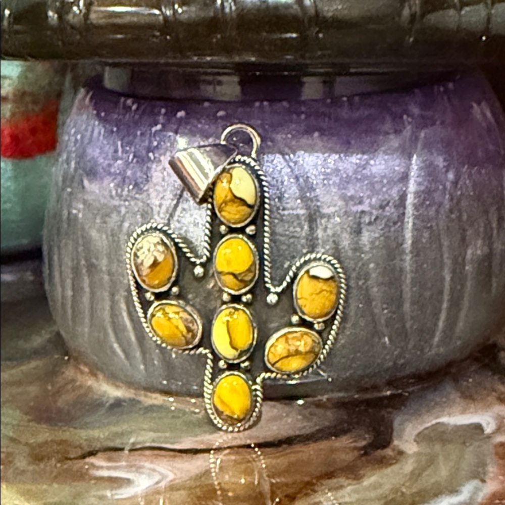 Honey Dahlia Cactus Pendant
.925 Sterling Silver
